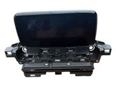 Radio / CD-Player / DVD-Player / Navigation