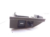 Tailgate/boot open switch button