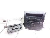 Radio / CD-Player / DVD-Player / Navigation