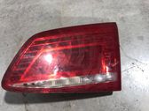 Tailgate rear/tail lights