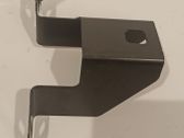 Fender mounting bracket