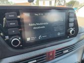 Radio / CD-Player / DVD-Player / Navigation