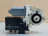Motor del regulador de la ventanilla de la puerta delantera