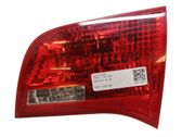 Tailgate rear/tail lights