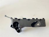 Front bumper mounting bracket