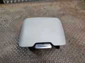 Glove box