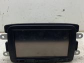 Radio / CD-Player / DVD-Player / Navigation
