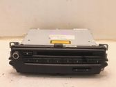 Radio / CD-Player / DVD-Player / Navigation
