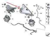 Engine mounting bracket