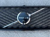 Front bumper upper radiator grill