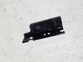 Fender mounting bracket