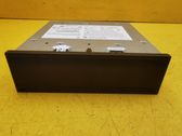 Radio / CD-Player / DVD-Player / Navigation