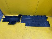 Center/middle under tray cover