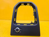 Head unit multimedia control
