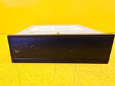 Radio / CD-Player / DVD-Player / Navigation