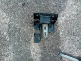 Engine mount bracket