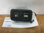 Tailgate/boot open switch button