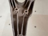 Gearbox mounting bracket