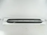 Front sill (body part)