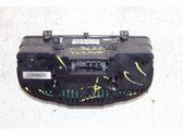 Geschwindigkeitsmesser Cockpit