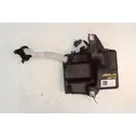 Windshield washer fluid reservoir/tank