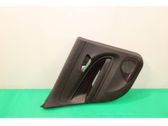 Moldura del tarjetero de la puerta trasera