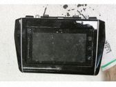 Radio / CD-Player / DVD-Player / Navigation