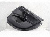 Moldura del tarjetero de la puerta trasera