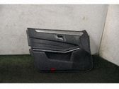 Revestimiento de puerta delantera