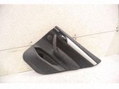 Moldura del tarjetero de la puerta trasera