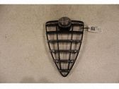 Grille calandre supérieure de pare-chocs avant