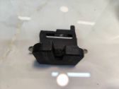 Tailgate/trunk/boot lock/catch/latch