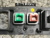 Headlight level height control switch