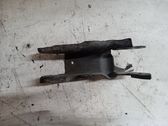 Engine mounting bracket