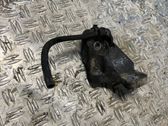 Engine mounting bracket