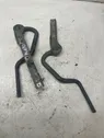 Engine bonnet/hood hinges
