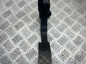 Accelerator throttle pedal