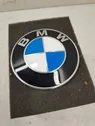 Manufacturer badge logo/emblem