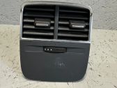 Rear air vent grill