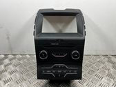 Radio/GPS head unit trim