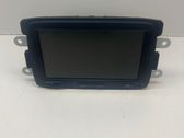 Radio / CD-Player / DVD-Player / Navigation