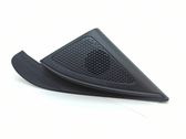 Grilles, couvercle de haut-parleur porte avant