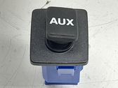 Enchufe conector entrada auxiliar
