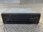 Radio / CD-Player / DVD-Player / Navigation