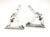 Engine bonnet/hood hinges