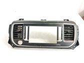 Verkleidung Radio / Navigation