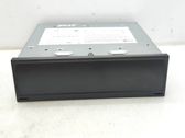 Radio / CD-Player / DVD-Player / Navigation