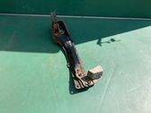 Engine mounting bracket