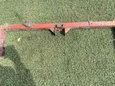 Gearbox mounting bracket