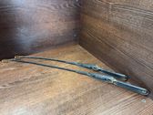 Front wiper blade arm